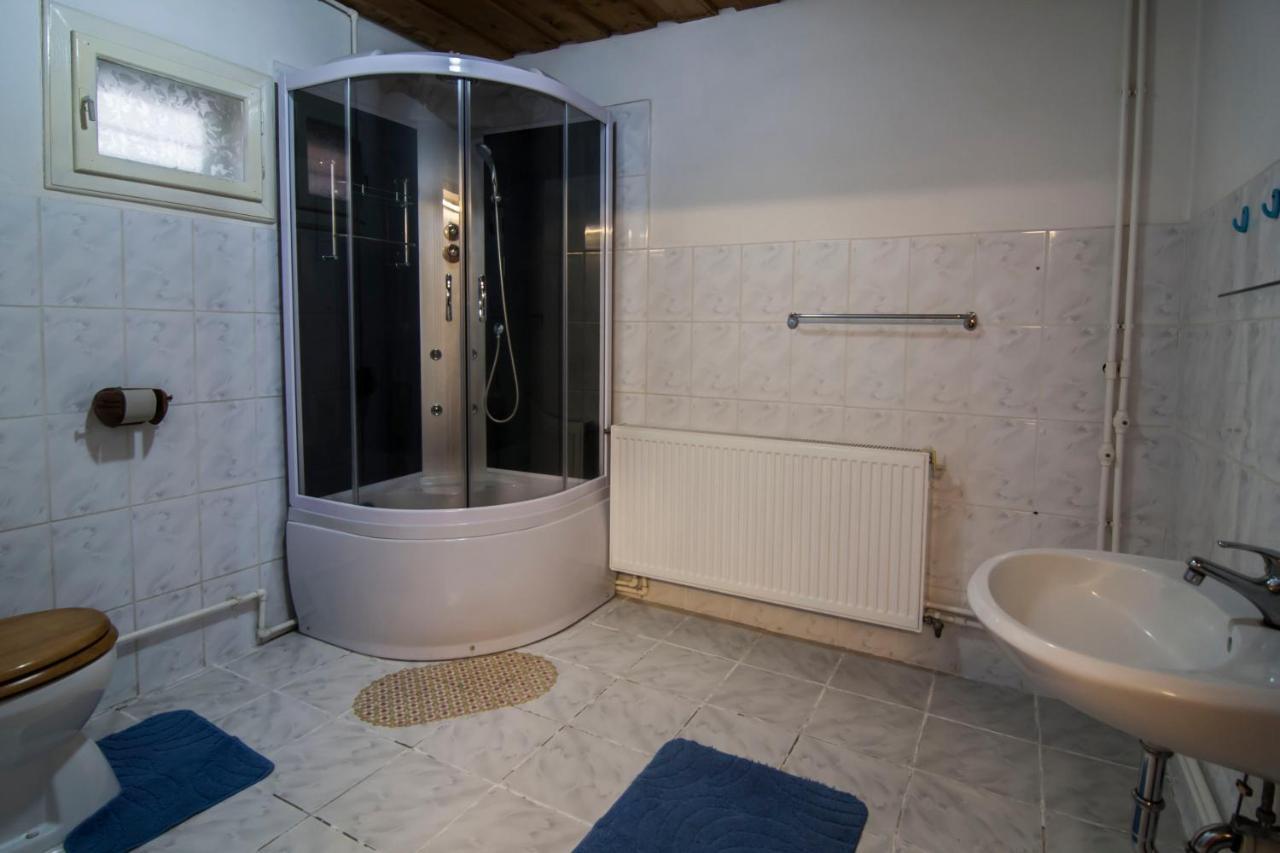 Dobra Haz Hotel Covasna Exterior photo